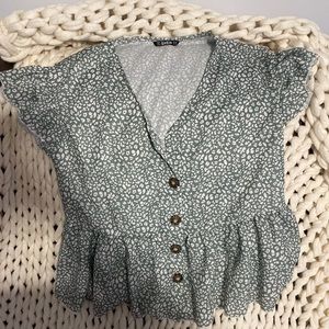 SHEIN XS top :)